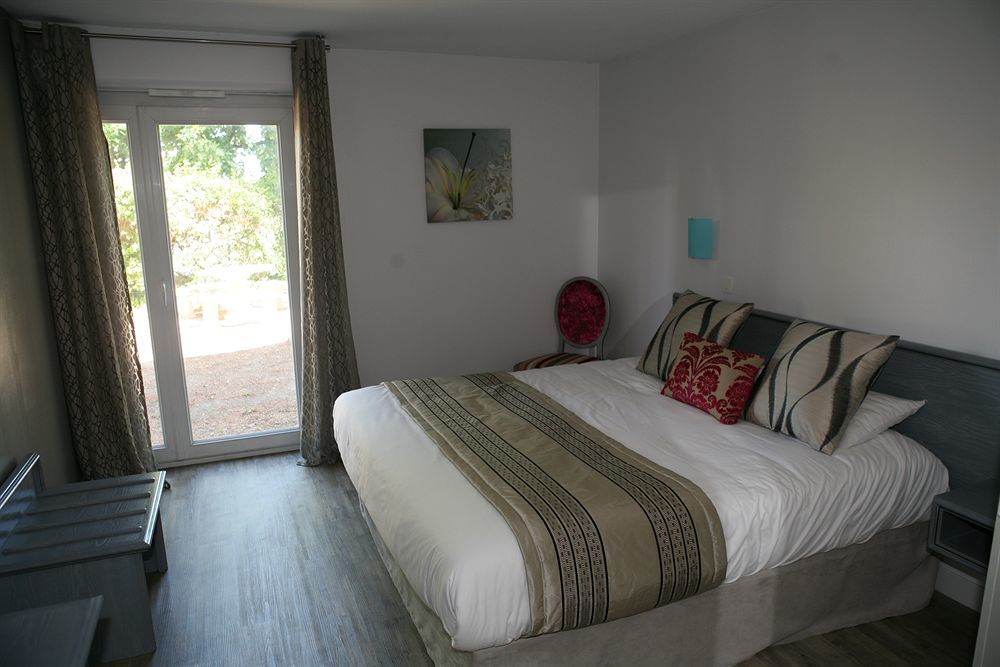 H Hotel Hyères Esterno foto