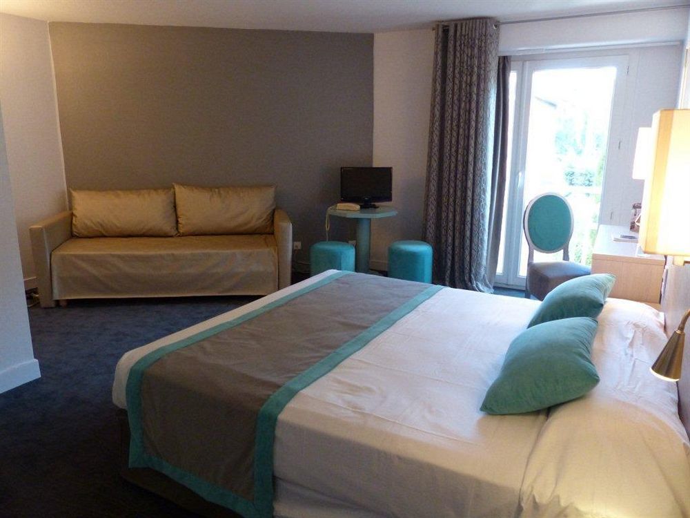 H Hotel Hyères Esterno foto